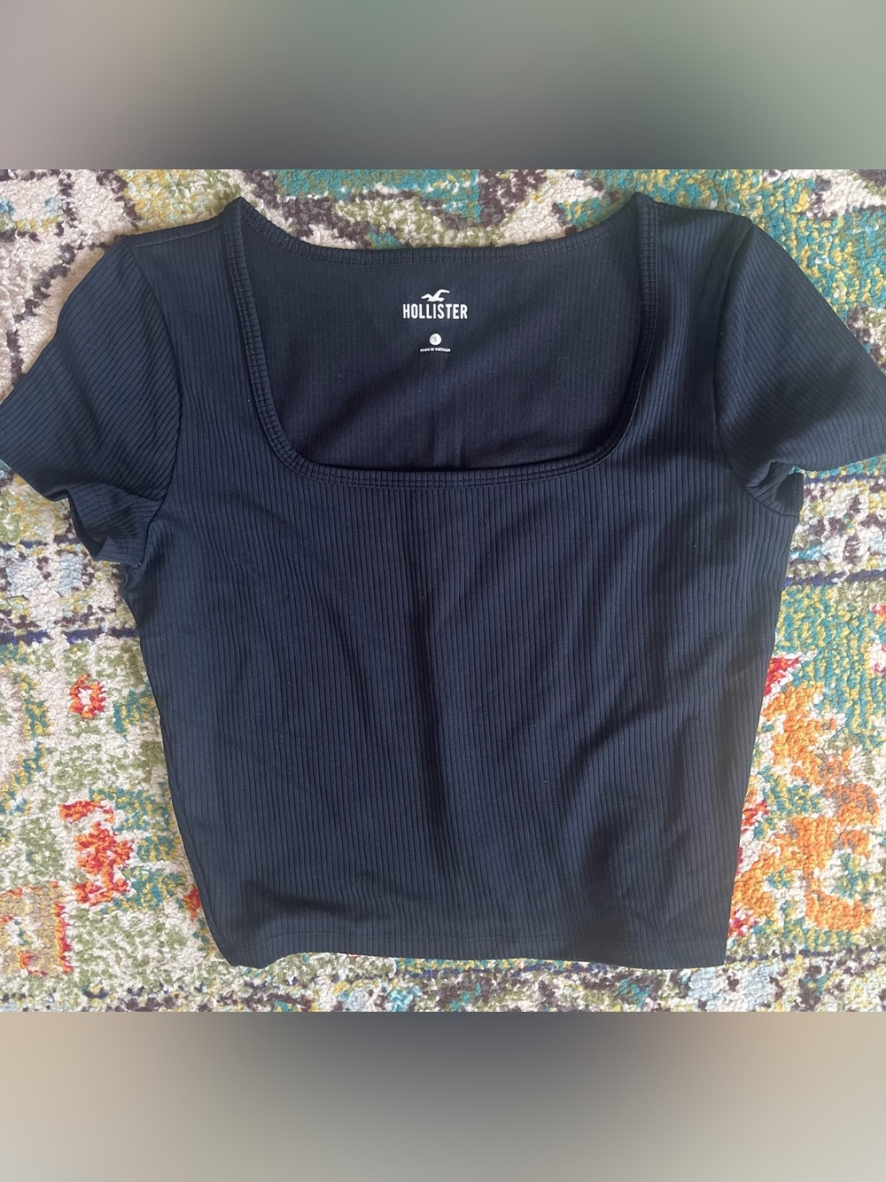 Hollister Women's Black Ribbed Square Neck Short Sleeve Cropped Tee
